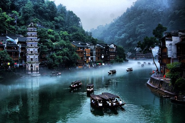 凤凰古城