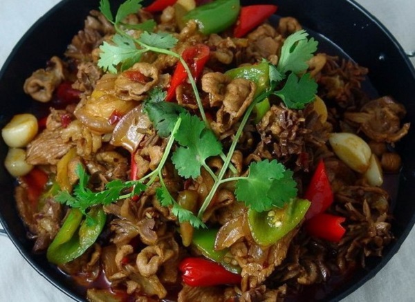 张家界大众美食--土家三下锅