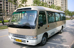 18座考斯特旅行车